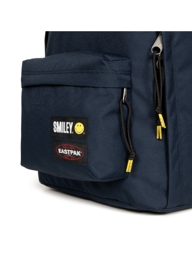 Eastpak K767 - POLYESTER - SMILEY PATCH  eastpak-out of office-sac à dos 27l Maroquinerie